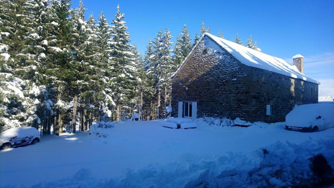 La Ferme Du Crie Bed & Breakfast Chaudeyrolles Luaran gambar