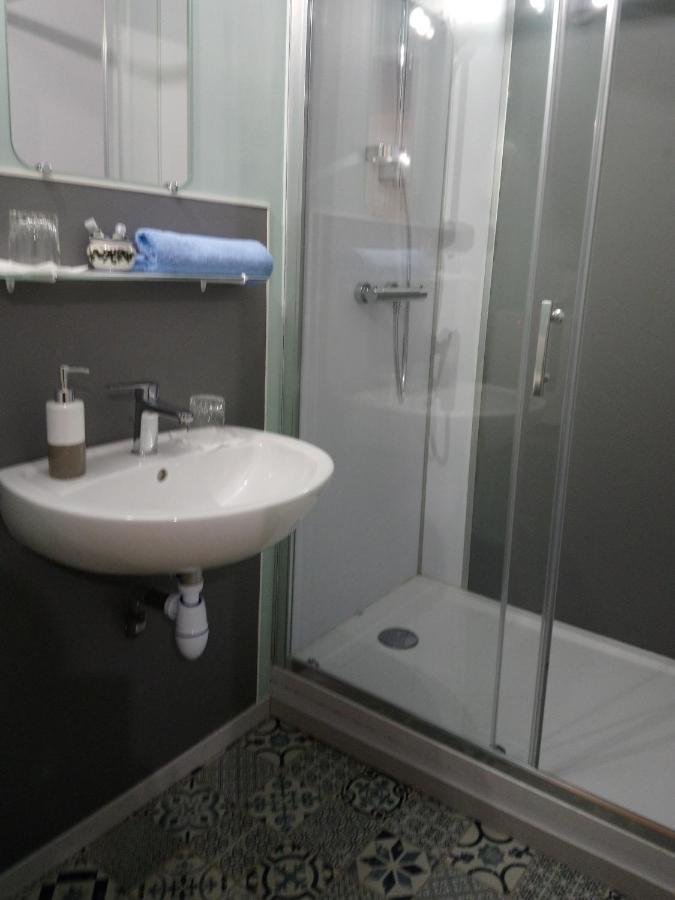 La Ferme Du Crie Bed & Breakfast Chaudeyrolles Luaran gambar